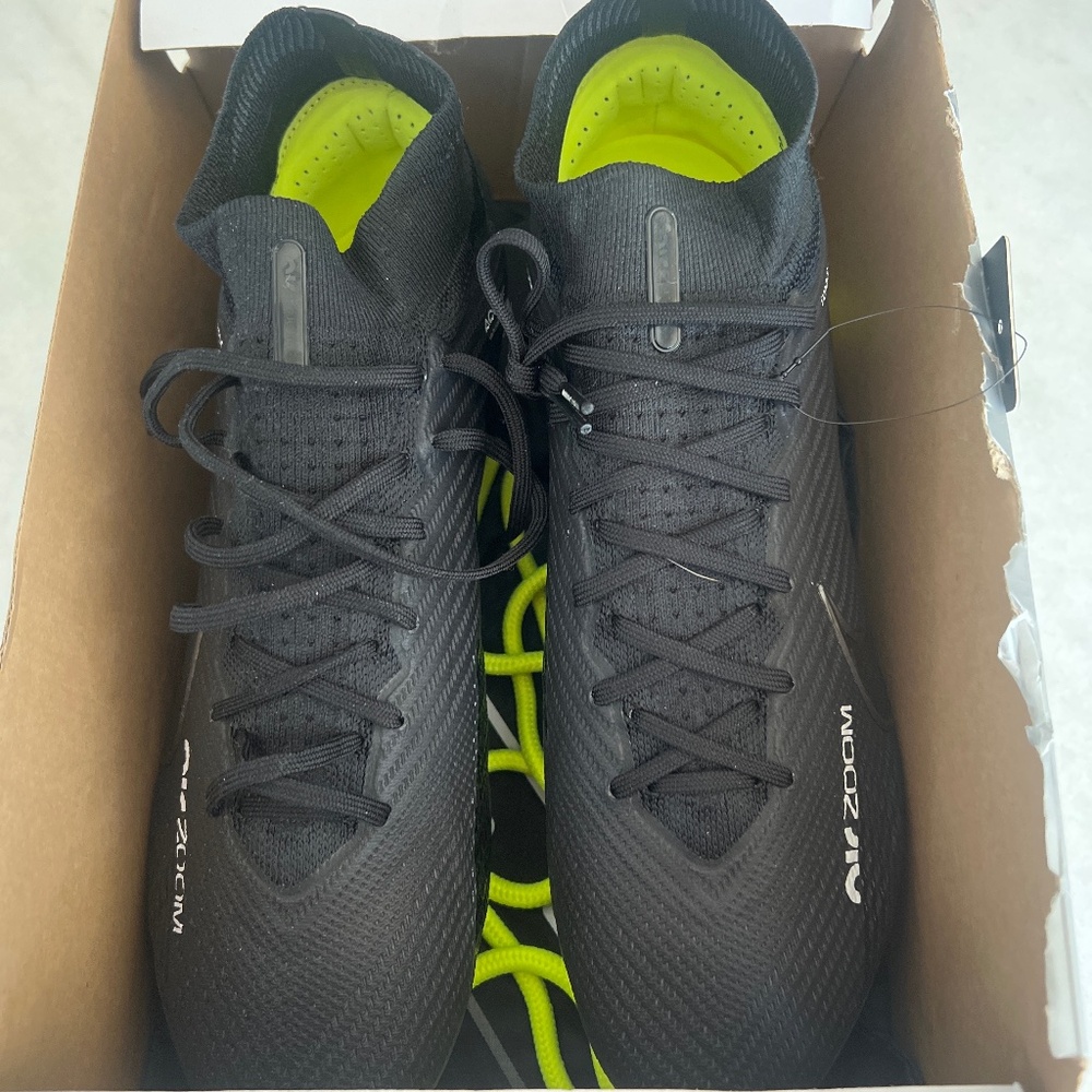 Nike Zoom Superfly 9 Elite FG Soccer Cleats Size 10.5 Mens